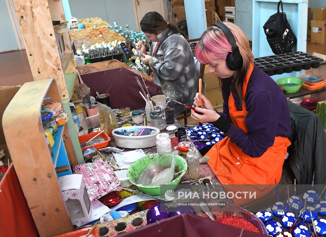 Производство новогодних игрушек в Красноярске