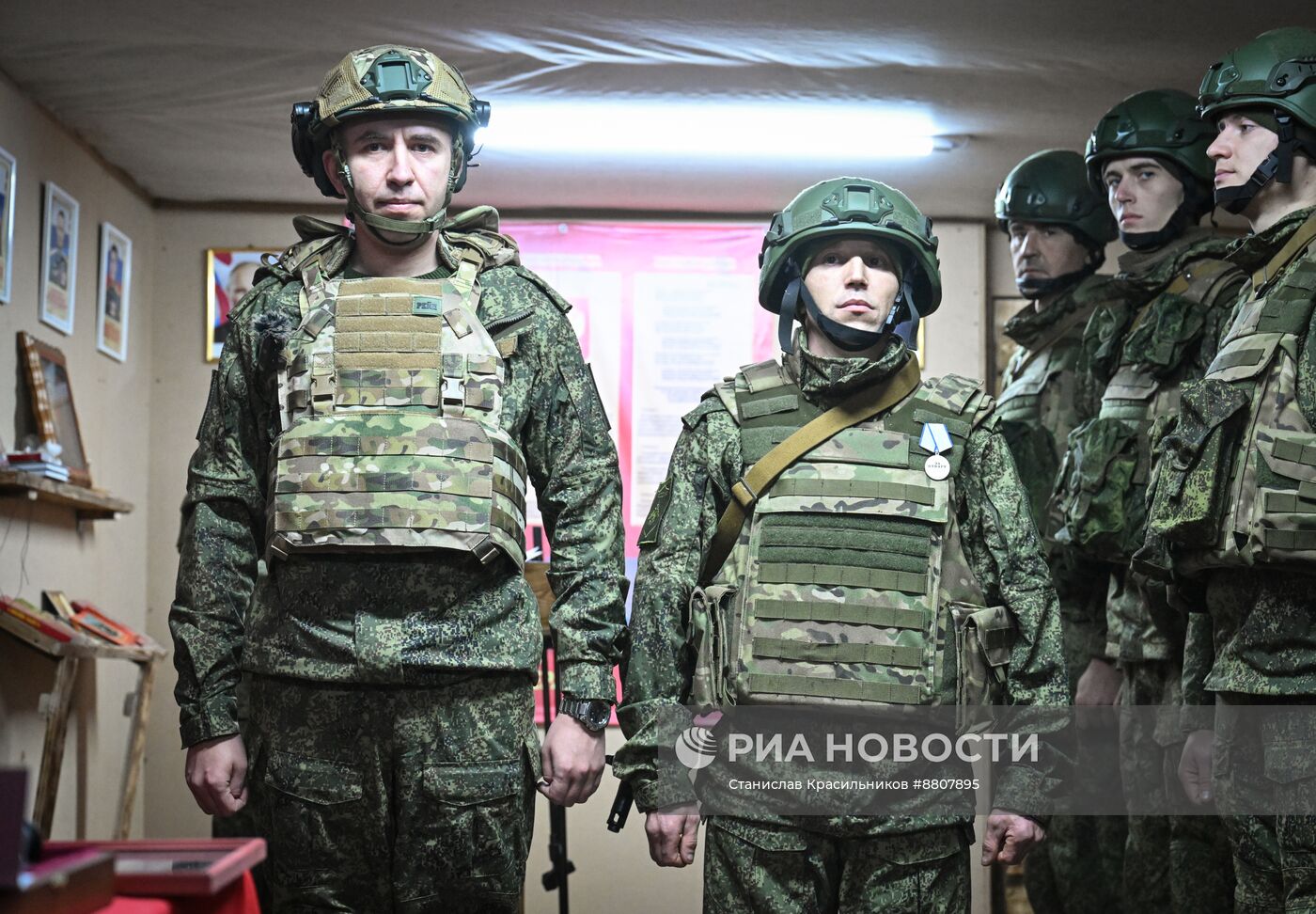 Награждение артиллеристов группировки войск "Центр" в честь Дня ракетных войск и артиллерии