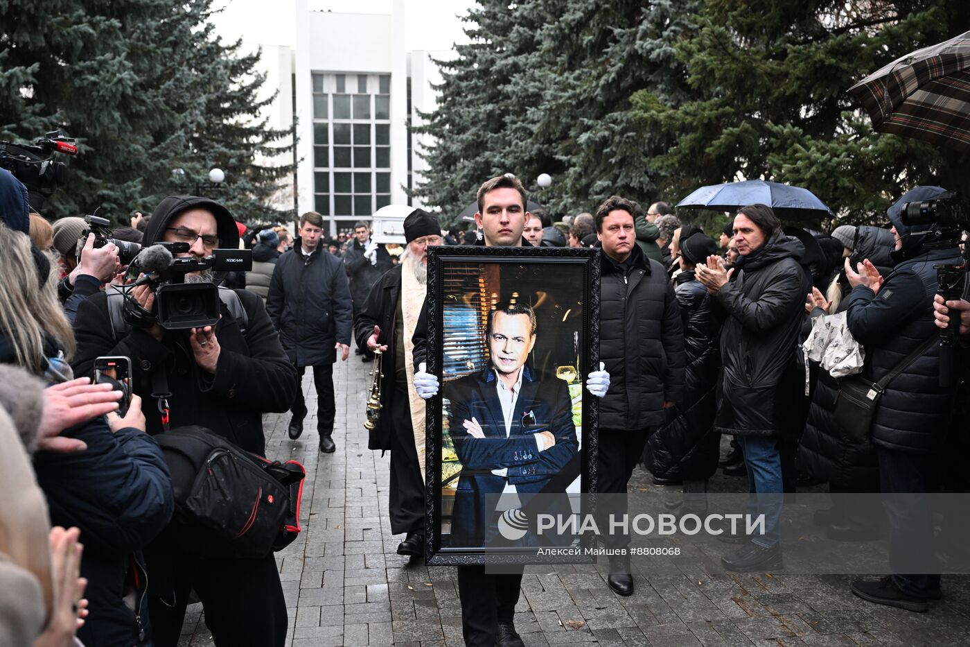 Прощание с певцом Владимиром Левкиным