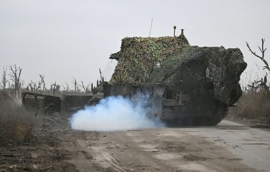 Расчистка и разминирование дорог в Покровском районе ДНР саперами 12-й инженерно-саперной бригады группировки войск "Центр" 