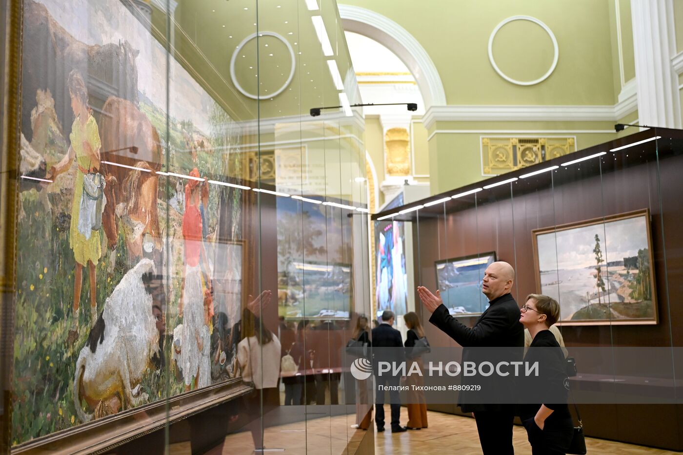 Открытие выставки Третьяковской галереи на ВДНХ