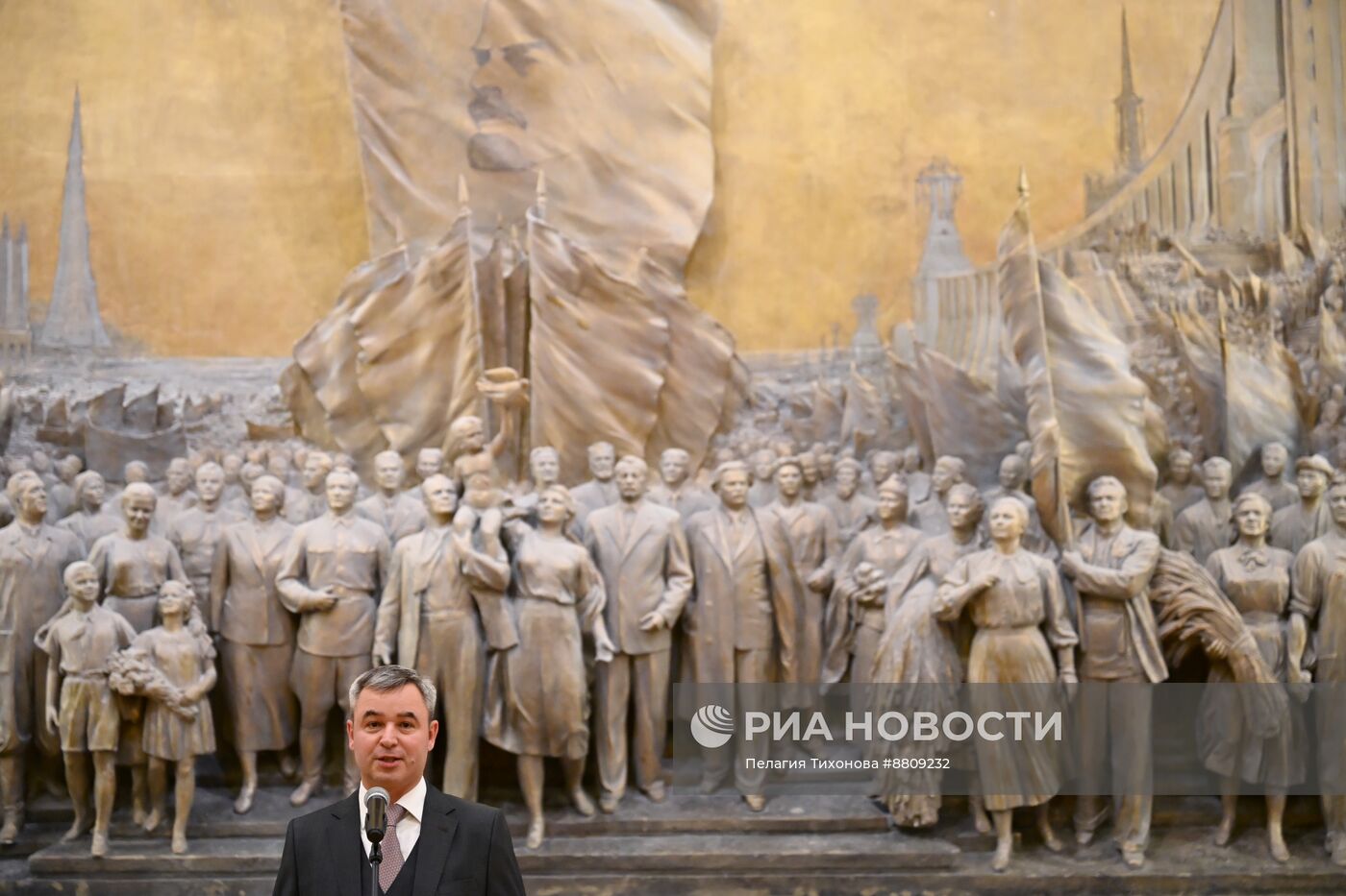 Открытие выставки Третьяковской галереи на ВДНХ