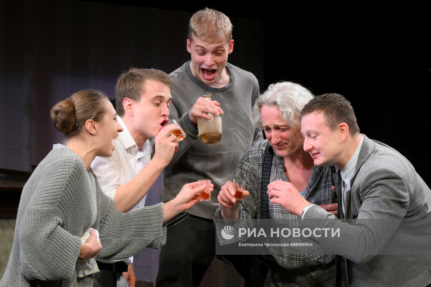Спектакль "Старший сын" в театре "Современник"