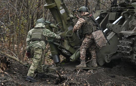 Боевая работа расчета 2С4 "Тюльпан" самоходно-артиллерийского полка ЦВО на Красноармейском направлении