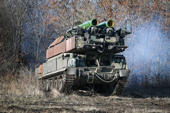 Боевое дежурство расчета "БУК-М2" группировки войск "Центр" на Красноармейском направлении