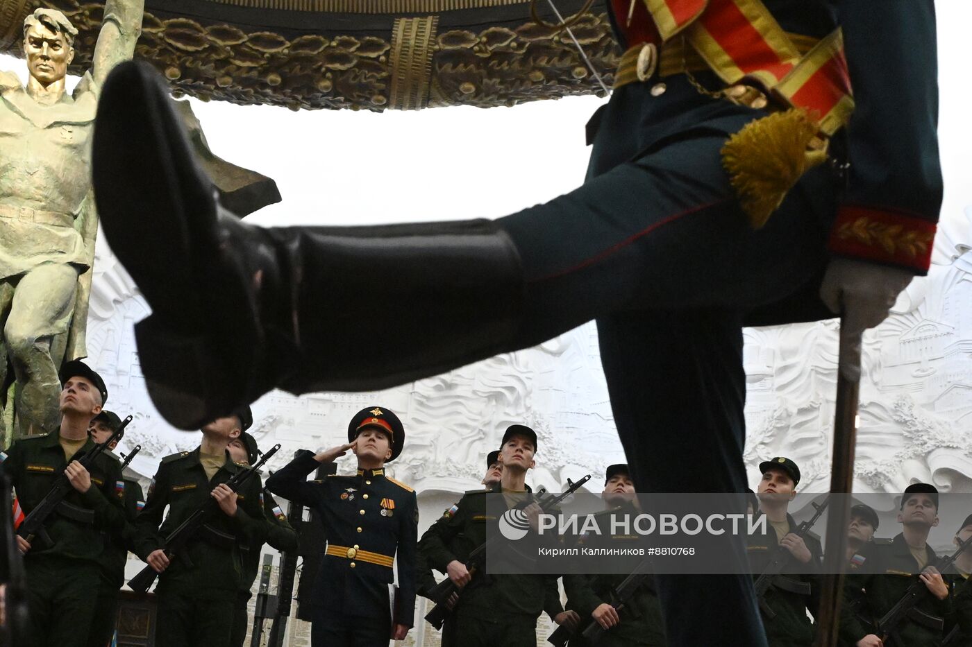 Новобранцы Преображенского полка приняли присягу в Музее Победы