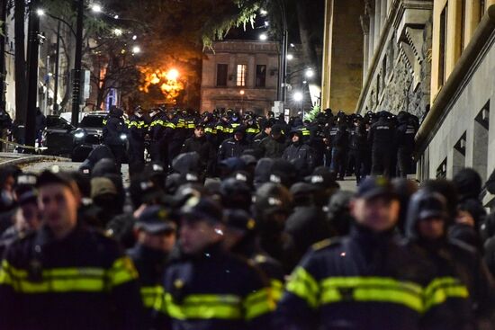 Митинг оппозиции в Тбилиси