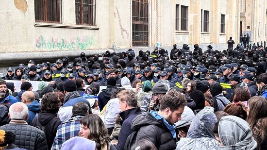 Митинг оппозиции в Тбилиси