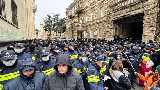 Митинг оппозиции в Тбилиси