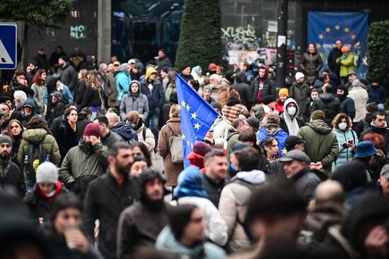 Митинг оппозиции в Тбилиси