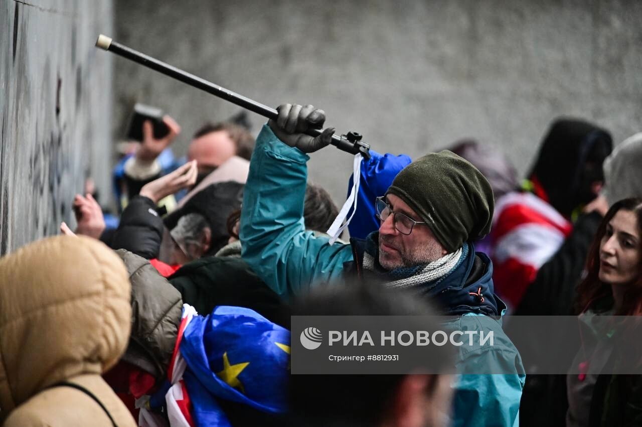 Митинг оппозиции в Тбилиси