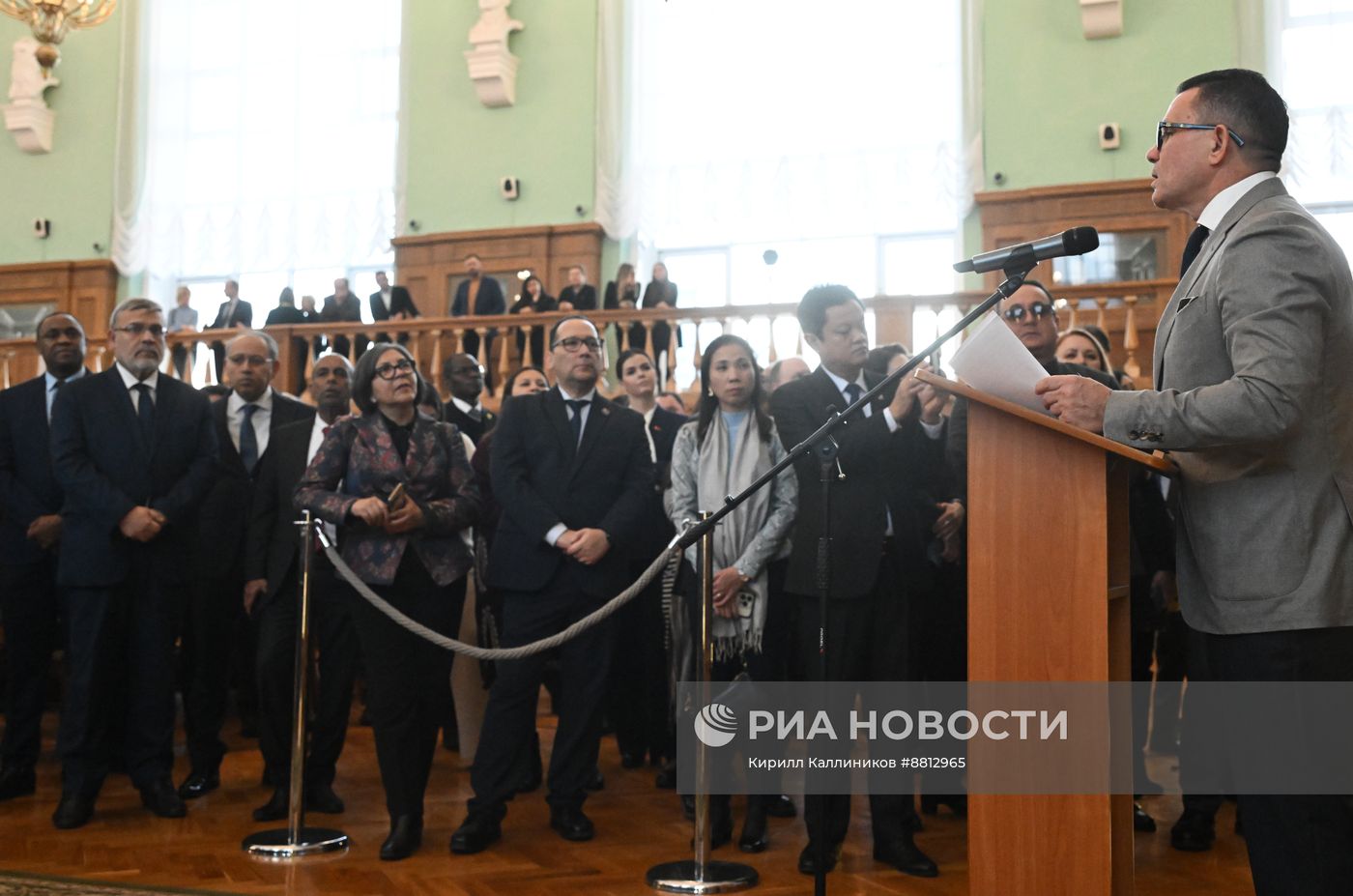 Презентация артефактов наследия нашей страны и мира главам дипломатических миссий дружественных государств