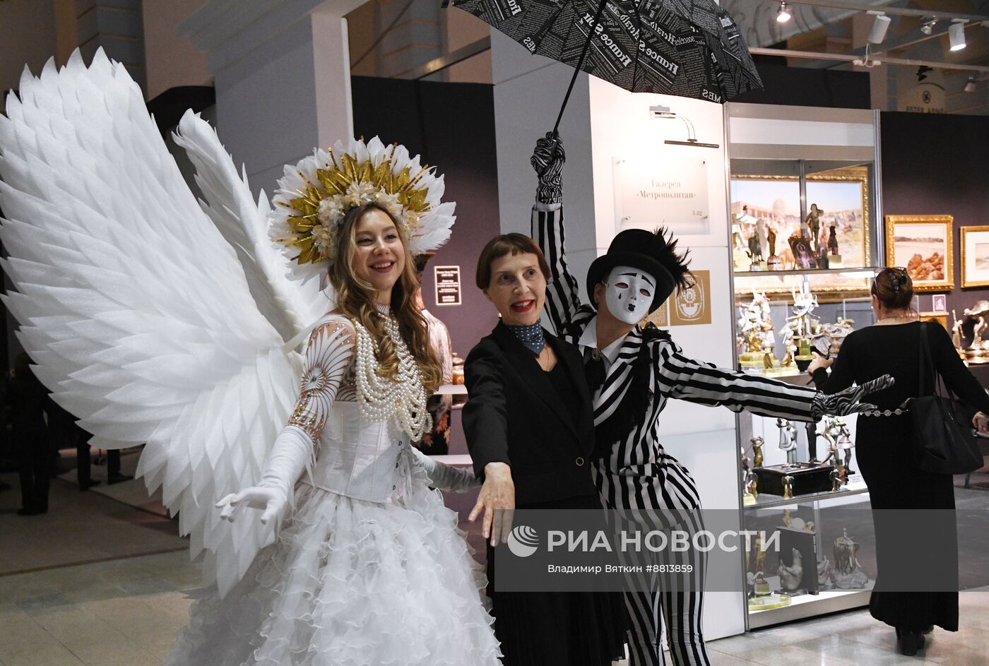 Российский антикварный салон & Lifestyle "Искусство интерьера"