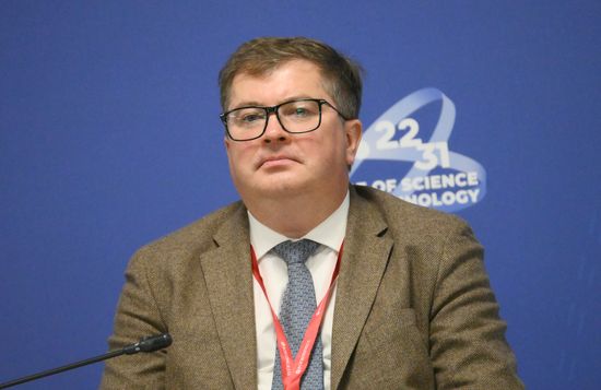 IV КМУ-2024. Госзадание 2.0 – Химия: от суверенитета к технологическому лидерству
Степан Калмыков, вице-президент, председатель научного совета по глобальным экологическим проблемам, РАН Место: Россия, Федеральная территория "Сириус". Автор: Григорий Сысоев. IV КМУ-2024. Госзадание 2.0 – Химия: от суверенитета к технологическому лидерству