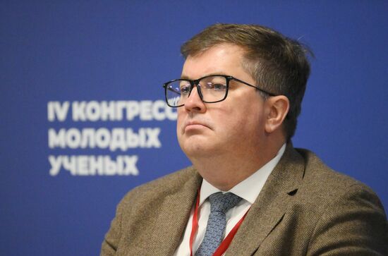IV КМУ-2024. Госзадание 2.0 – Химия: от суверенитета к технологическому лидерству
Степан Калмыков, вице-президент, председатель научного совета по глобальным экологическим проблемам, РАН Место: Россия, Федеральная территория "Сириус". Автор: Григорий Сысоев. IV КМУ-2024. Госзадание 2.0 – Химия: от суверенитета к технологическому лидерству