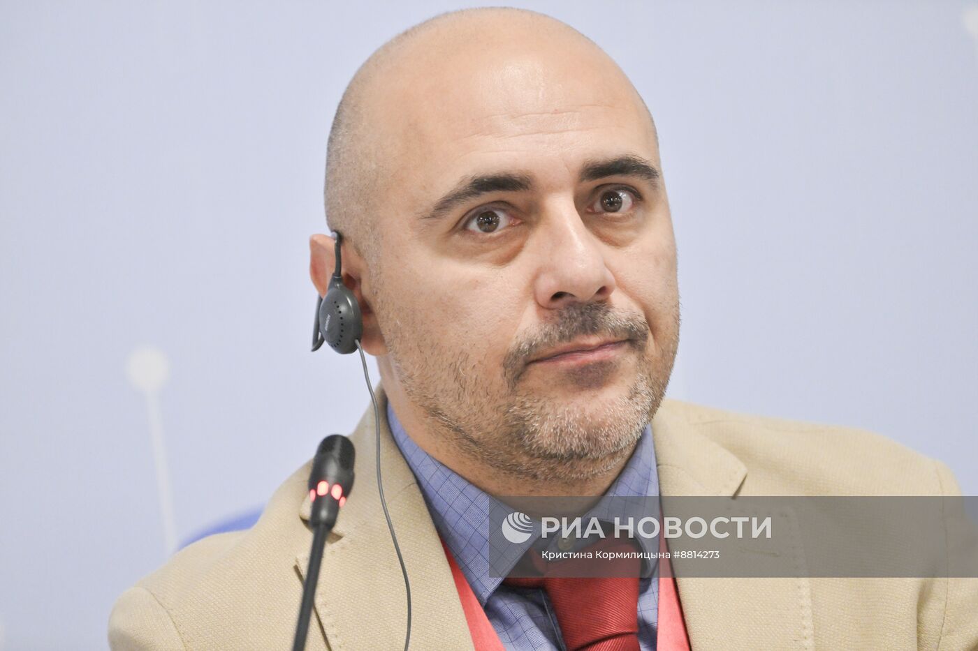 IV КМУ-2024. Невероятные приключения иностранцев в России. Законодательство и практика его применения в вопросах прибытия иностранных ученых