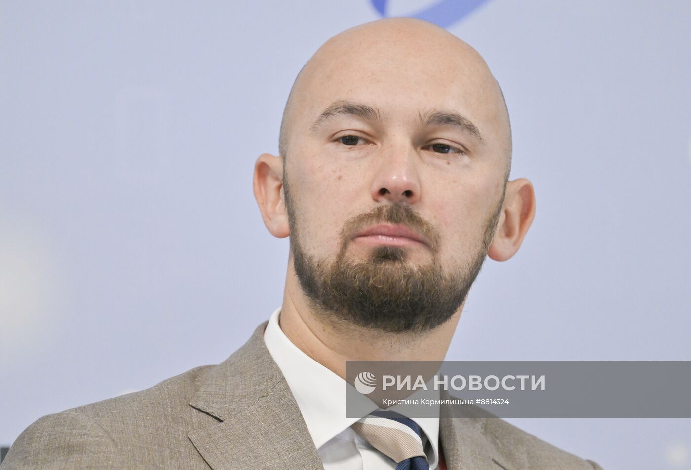 IV КМУ-2024. Невероятные приключения иностранцев в России. Законодательство и практика его применения в вопросах прибытия иностранных ученых