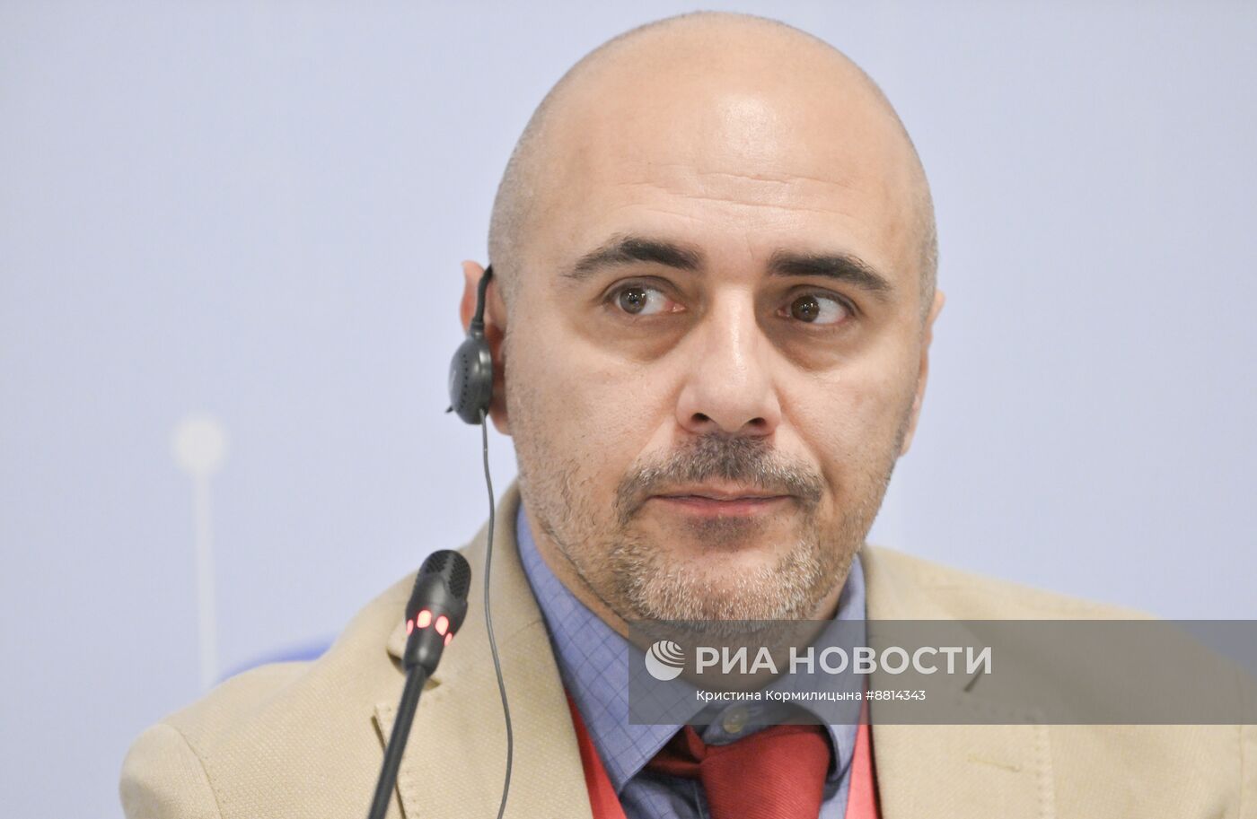 IV КМУ-2024. Невероятные приключения иностранцев в России. Законодательство и практика его применения в вопросах прибытия иностранных ученых