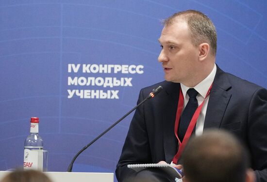 IV КМУ-2024. Инженер - супергерой нового времени
Алексей Переверзев, проректор по инновационному развитию, Национальный исследовательский университет "МИЭТ" Место: Россия, Федеральная территория "Сириус". Автор: Александр Вильф. IV КМУ-2024. Инженер - супергерой нового времени