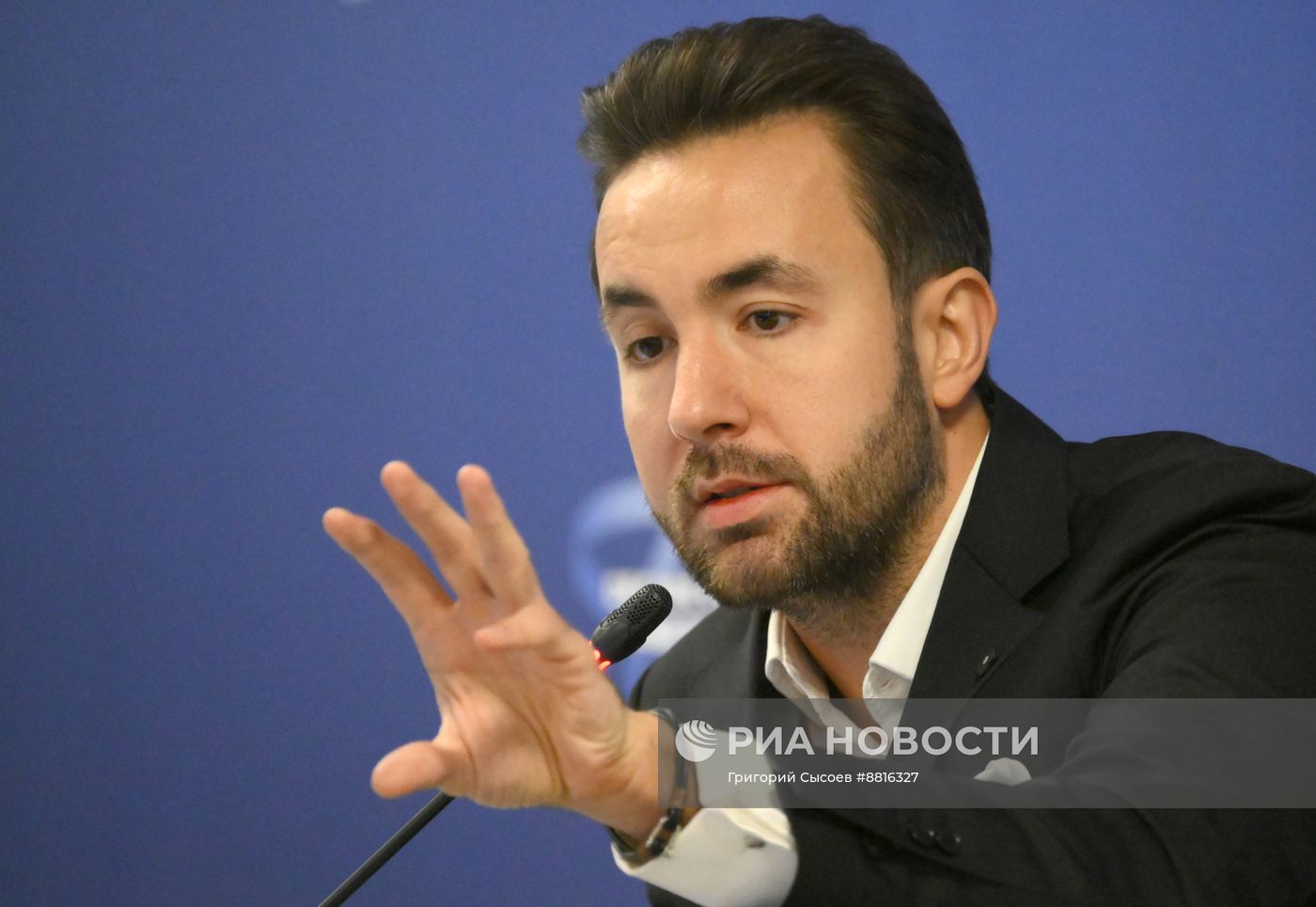 IV КМУ-2024. Инвестиции в будущее: R&D-центр vs готовые решения