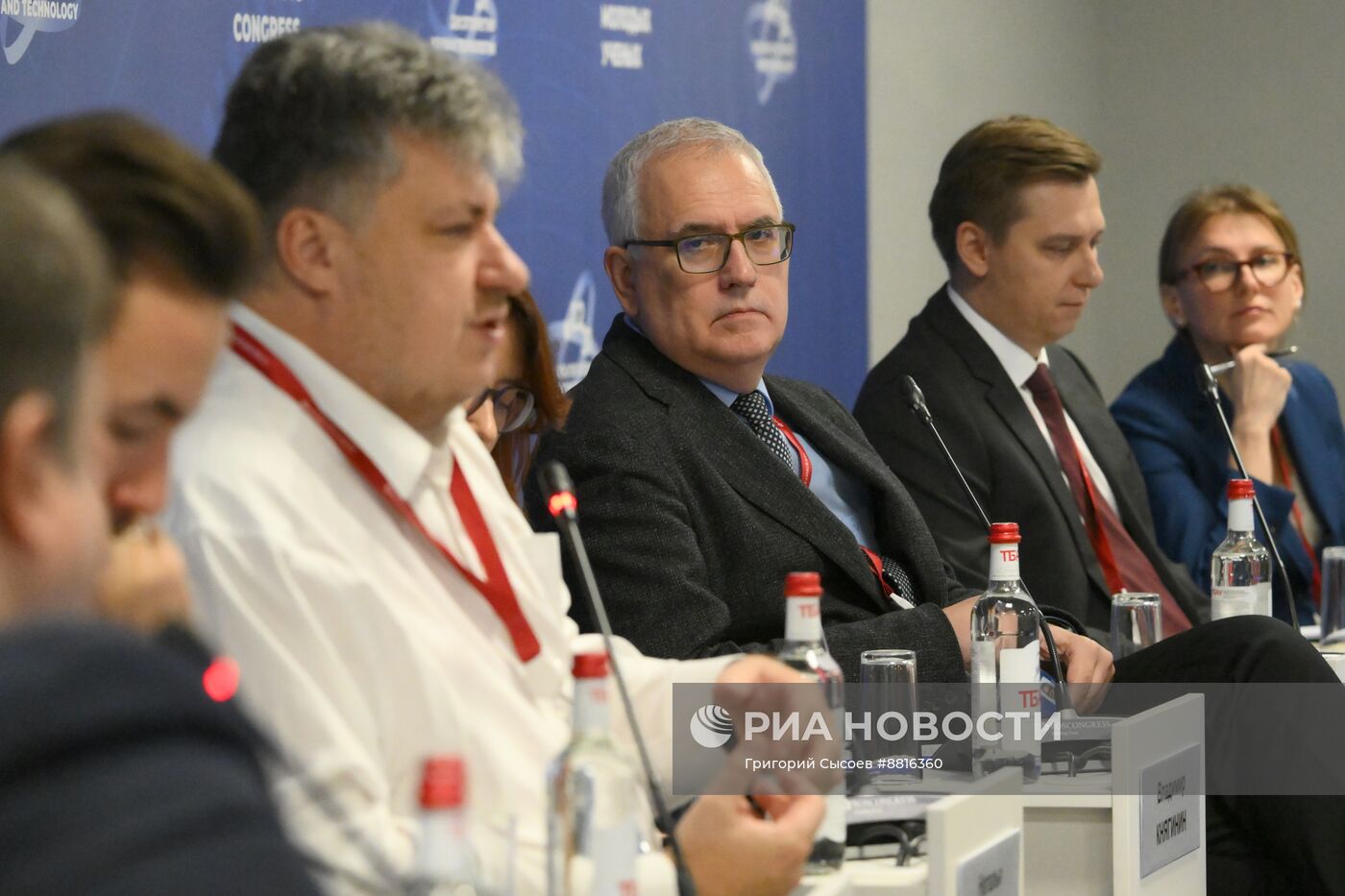 IV КМУ-2024. Инвестиции в будущее: R&D-центр vs готовые решения