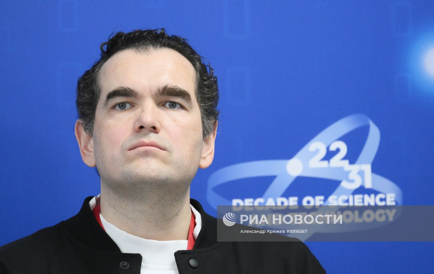 IV КМУ-2024. Социофизика: от теории игр к модели умного города