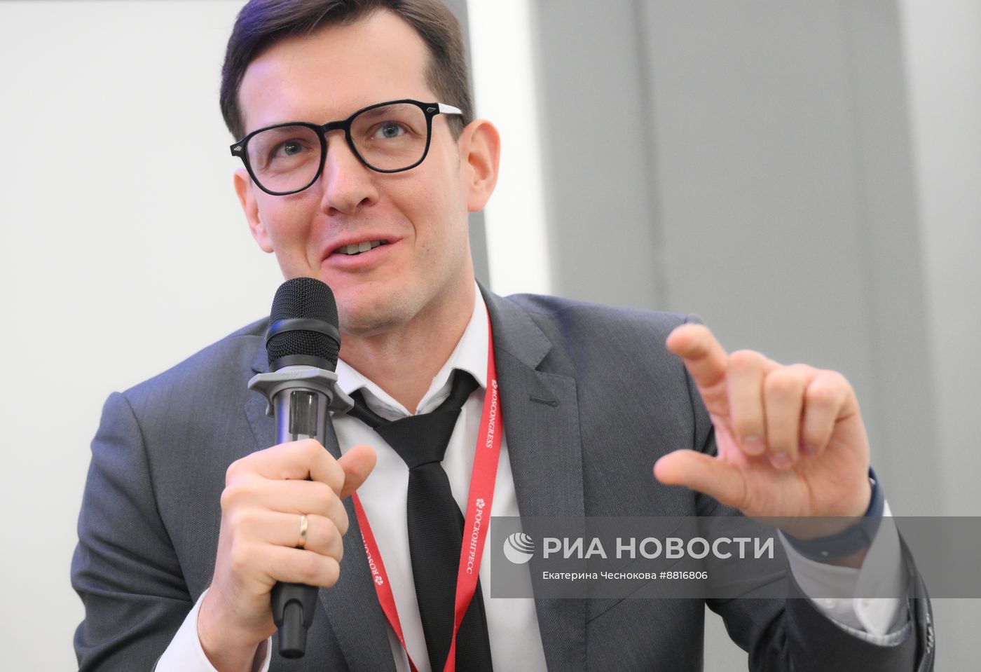 IV КМУ-2024. Круглый стол по вопросам федерального проекта "Передовые инженерные школы"