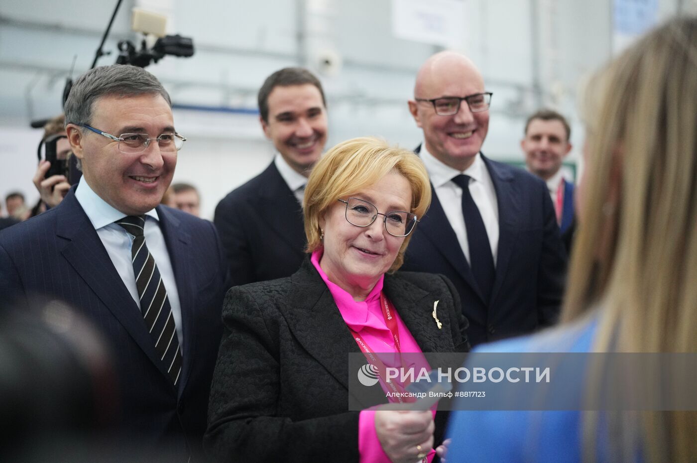 IV КМУ-2024. Вице-премьер РФ Д. Чернышенко посетил IV Конгресс молодых ученых