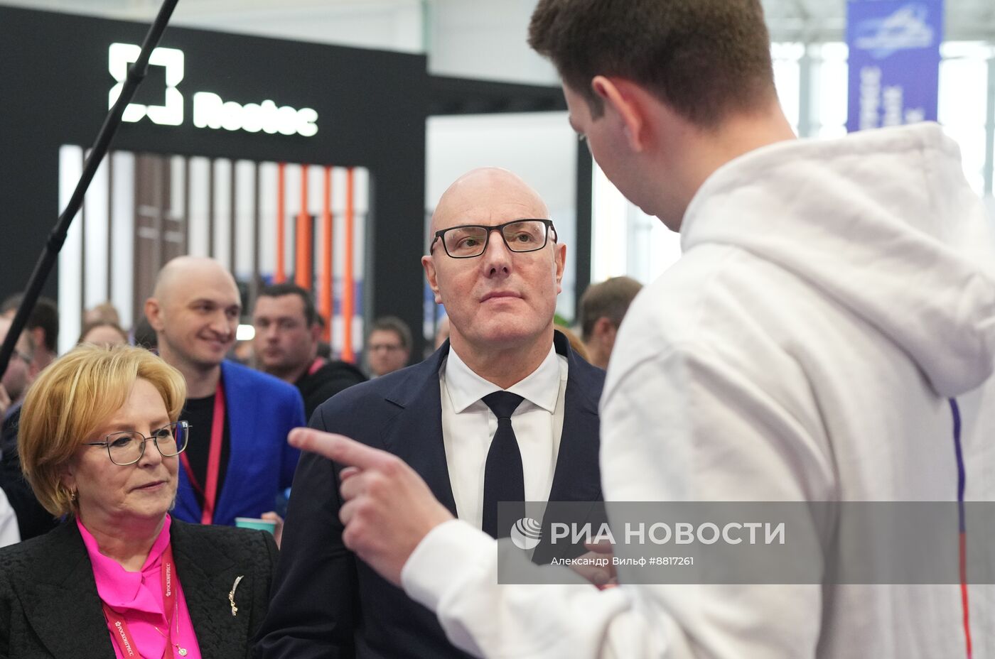 IV КМУ-2024. Вице-премьер РФ Д. Чернышенко посетил IV Конгресс молодых ученых