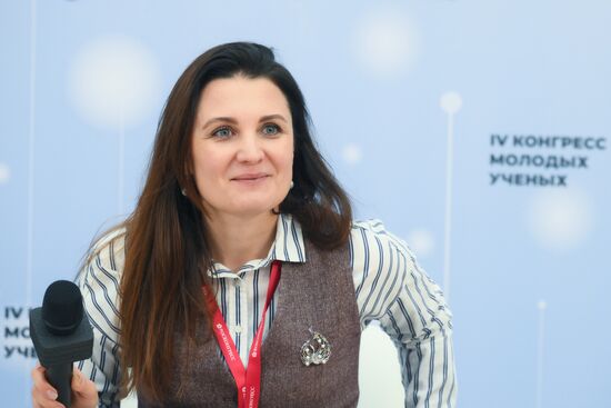 IV КМУ-2024. Подписания
Лариса Пастухова, президент, Благотворительный фонд "Система" Место: Россия, Федеральная территория "Сириус". Автор: Евгений Биятов. IV КМУ-2024. Подписания