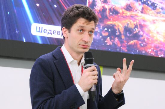 IV КМУ-2024. Молодые ученые – детям: вдохновение и страсть к науке заложим со школы
Сергей Марданов, директор по связям с университетами, VK Место: Россия, Федеральная территория "Сириус". Автор: Екатерина Чеснокова. IV КМУ-2024. Молодые ученые – детям: вдохновение и страсть к науке заложим со школы