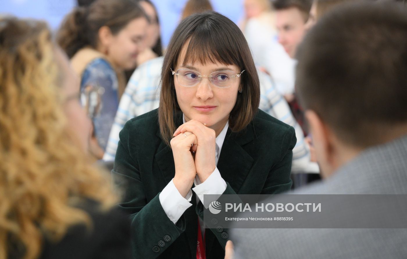IV КМУ-2024. Поликвиз
