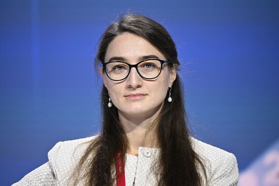 IV КМУ-2024. Математические центры России: фундамент национального технологического лидерства
Ольга Криворотько, заведующая лабораторией ИИ-технологий математического моделирования биологических, социально-экономических и экологических процессов, Институт математики им. С.Л. Соболева Место: Россия, Федеральная территория "Сириус". Автор: Сергей Бобылев. IV КМУ-2024. Математические центры России: фундамент национального технологического лидерства