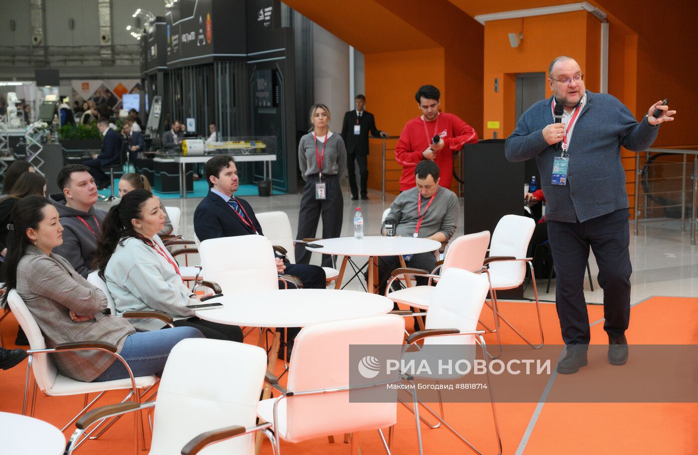 IV КМУ-2024. Работа лектория в зоне "Площадь Ноц"