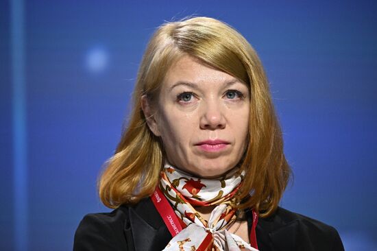 IV КМУ-2024. Математические центры России: фундамент национального технологического лидерства
Екатерина Чабан, руководитель направления научно-технического сотрудничества, директор по перспективным направлениям, Государственная корпорация по атомной энергии "Росатом" Место: Россия, Федеральная территория "Сириус". Автор: Сергей Бобылев. IV КМУ-2024. Математические центры России: фундамент национального технологического лидерства