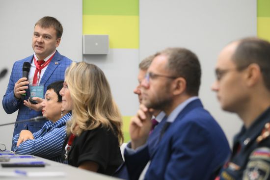 IV КМУ-2024. Большие данные и перспективы их применения для прогнозирования чрезвычайных ситуаций
Анатолий Рыбаков, начальник научно-исследовательского центра, Академия гражданской защиты Министерства РФ по делам гражданской обороны, чрезвычайным ситуациям и ликвидации последствий стихийных бедствий имени генерал-лейтенанта Д.И. Михайлика Место: Россия, Федеральная территория "Сириус". Автор: Максим Богодвид. IV КМУ-2024. Большие данные и перспективы их применения для прогнозирования чрезвычайных ситуаций