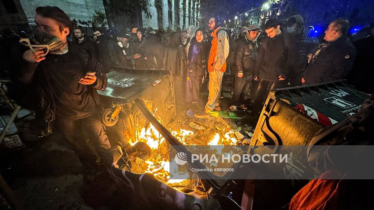 Акция протеста оппозиции в Тбилиси