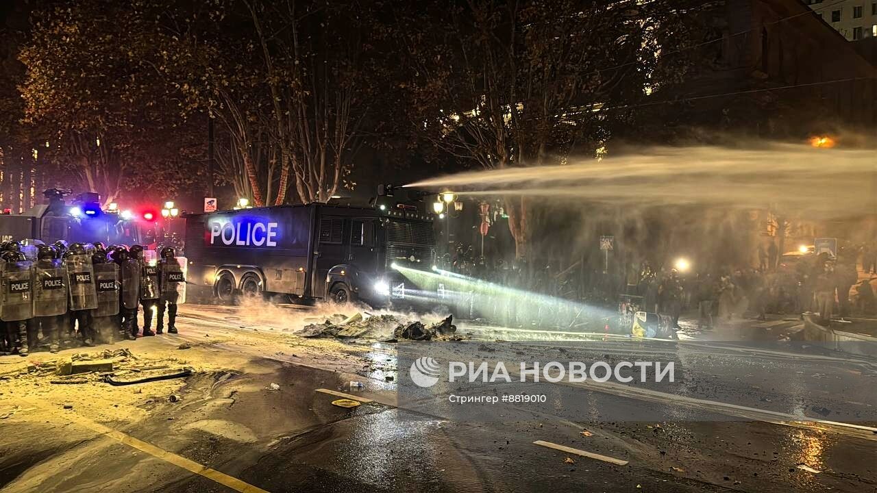 Акция протеста оппозиции в Тбилиси