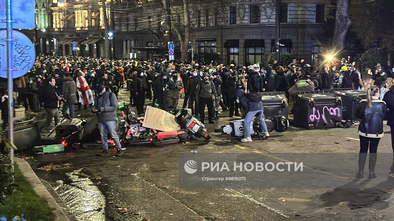 Акция протеста оппозиции в Тбилиси