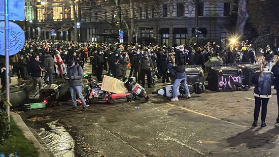 Акция протеста оппозиции в Тбилиси