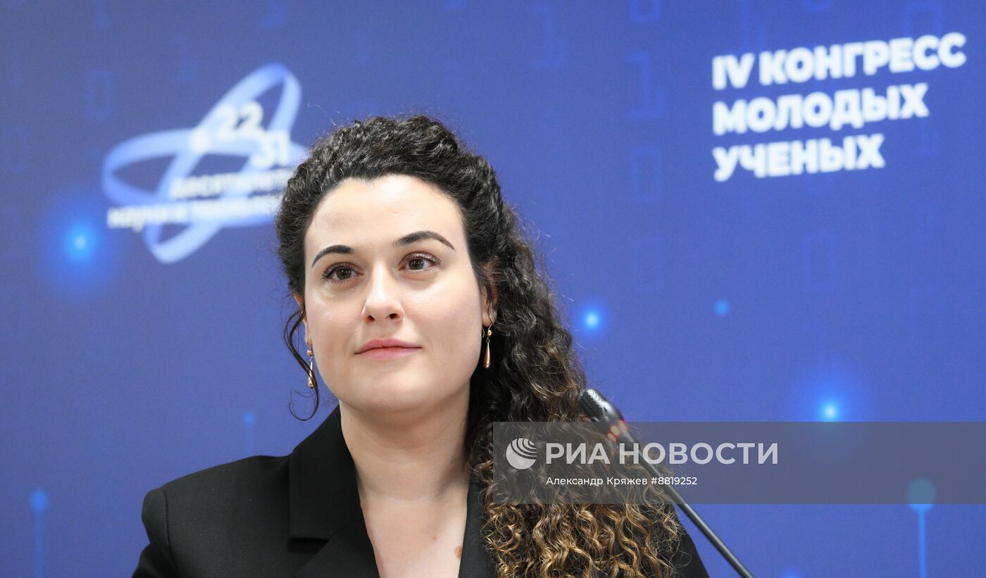 IV КМУ-2024. Наука и педагогика: двойная жизнь ученого