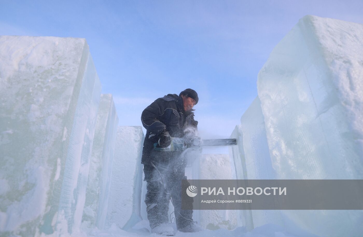 Конкурс ледовых скульптур "Бриллианты Якутии"