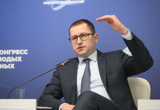 IV КМУ-2024. Деньги есть, но вы учитесь: как обеспечить ресурсами свой научный проект и выжать максимум из современной системы поддержки исследований и разработок?