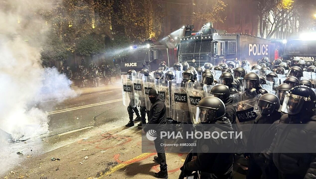 Акция протеста оппозиции в Тбилиси