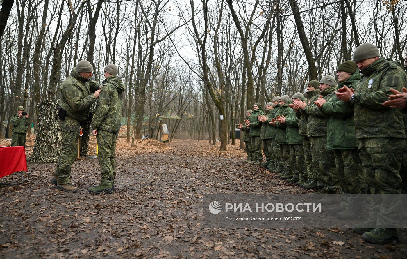 Награждение военнослужащих 90-й танковой дивизии ЦВО