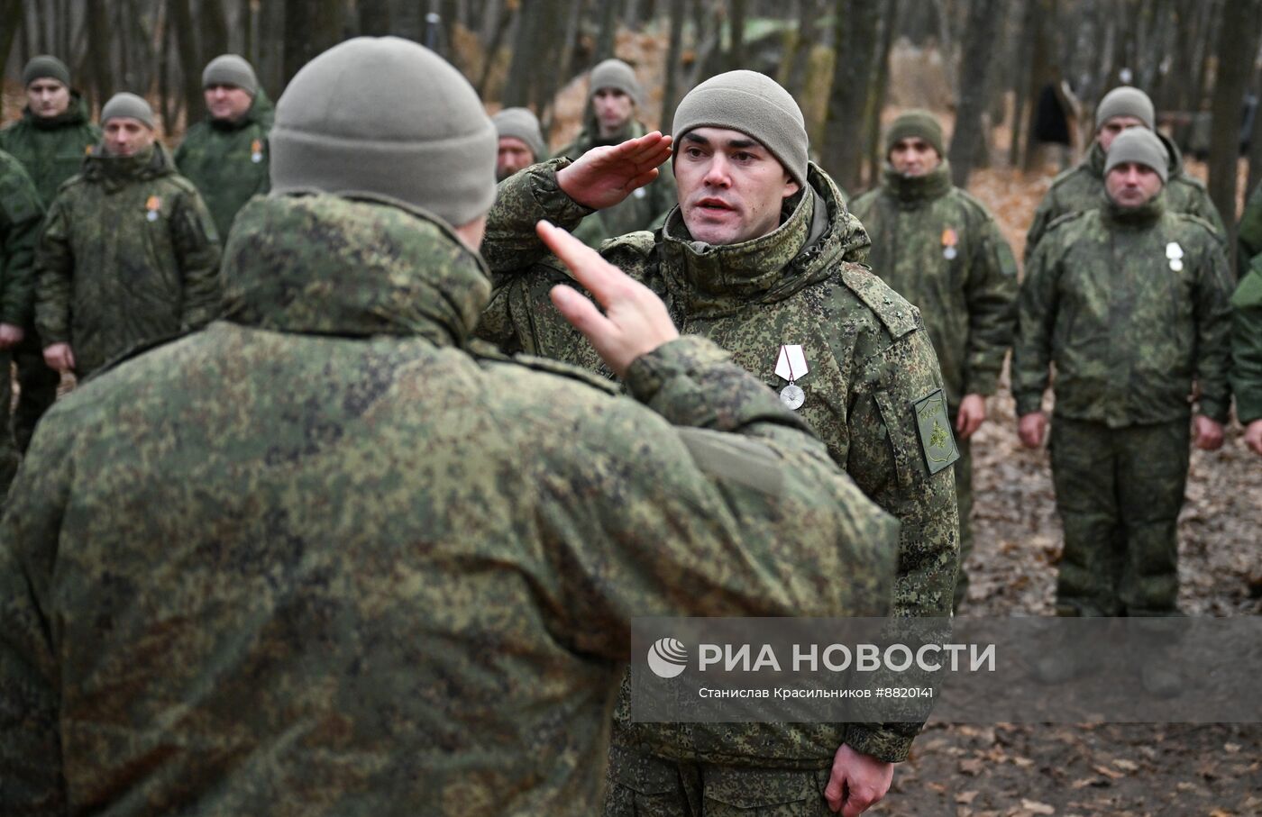 Награждение военнослужащих 90-й танковой дивизии ЦВО