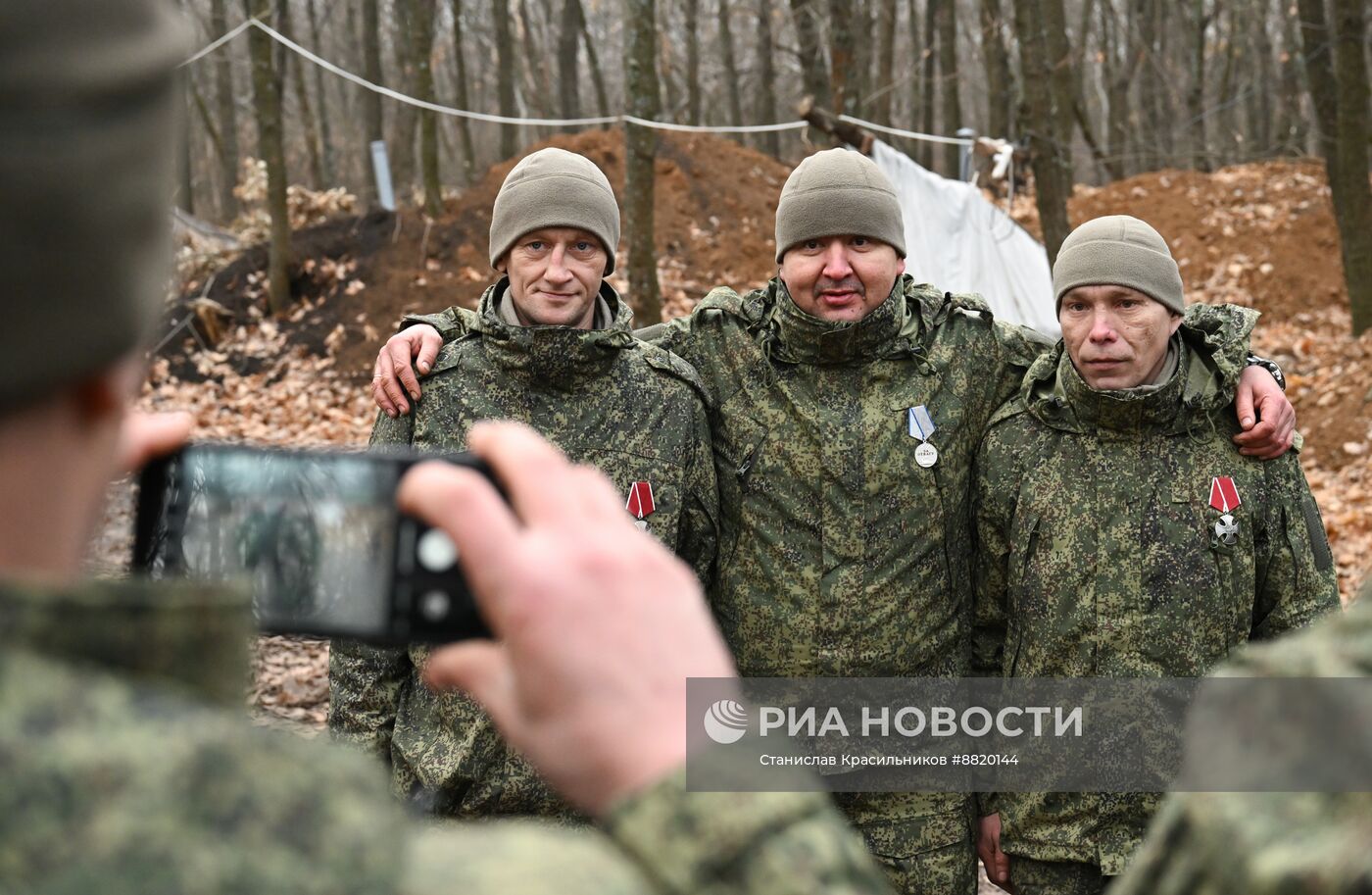 Награждение военнослужащих 90-й танковой дивизии ЦВО