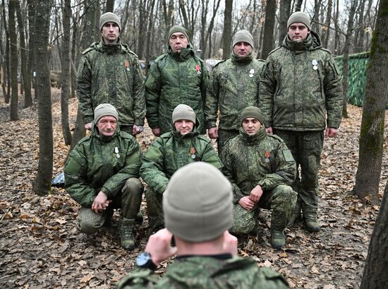 Награждение военнослужащих 90-й танковой дивизии ЦВО