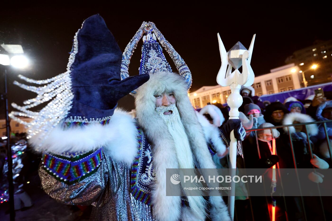 Зажжение огней первой в России новогодней елки