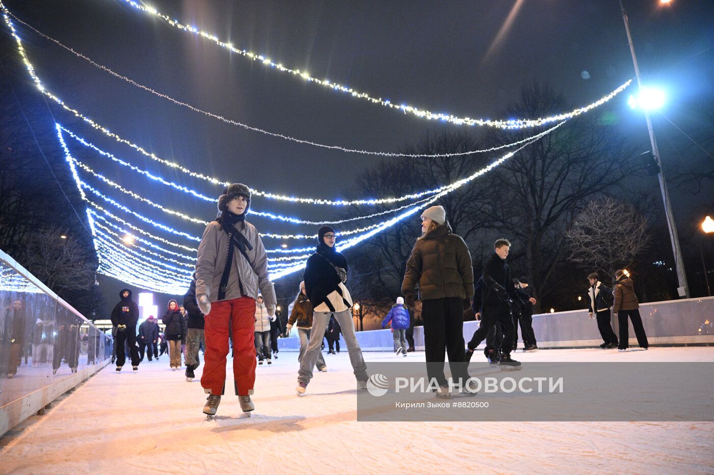 Открытие катка в Парке Горького 